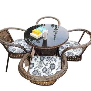 Chaise d'extérieur moderne <span class=keywords><strong>en</strong></span> <span class=keywords><strong>rotin</strong></span> trois pièces et petite <span class=keywords><strong>table</strong></span> basse pour cour, balcon ou terrasse, salle <span class=keywords><strong>de</strong></span> loisirs - Product Image 5
