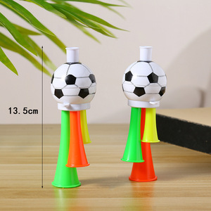 Trombetta a forma di pallone da <span class=keywords><strong>calcio</strong></span> per la Coppa Europea 2026, trombe in plastica per tifosi di <span class=keywords><strong>calcio</strong></span> - Product Image 5
