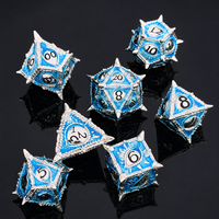Ensemble de dés de jeu de rôle D&D en métal à pointes, 7 pièces, motif sang éclaboussant argenté, dés polyédriques ornés pour Dungeons & Dragons, jeu de société RPG, cadeau