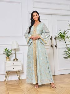 Meistverkauftes, verziertes muslimisches Kaftan-Kleid aus dem Nahen Osten mit Goldbesatz und Blumenmuster, dezente islamische Damen-Partykleidung, muslimische Abaya - Product Image 1