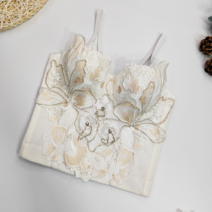 Haut de taille en arête de poisson français corset amincissant et serré broderie perlée bustier tubulaire à bretelles blanches - Product Image 3