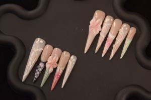 Ensemble de <span class=keywords><strong>faux</strong></span> <span class=keywords><strong>ongles</strong></span> ENNA 3D Luxury Bow avec diamants, forme amande, stiletto et cercueil papillon, en ABS, avec colle pour usage en salon ou DIY - Product Image 2