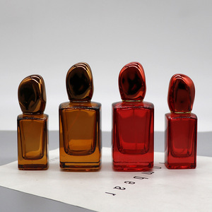 ขวดน้ำหอ<span class=keywords><strong>ม</strong></span>แก้วคริสตัลสีขาว30<span class=keywords><strong>ม</strong></span>ล. ขวดสเปรย์50<span class=keywords><strong>ม</strong></span>ล. พร้อ<span class=keywords><strong>ม</strong></span>ที่หนีบ<span class=keywords><strong>กล่อง</strong></span>เครื่องสำอางที่ว่างเปล่าจำนวน100ชิ้น - Product Image 1