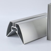 Profil en alliage d'aluminium CNC de qualité automobile 6063 pour décorations, tailles personnalisées, résistant à la corrosion, services de soudage et de découpe