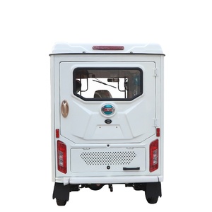 Triciclos Motorizados de Pasajeros de Cuatro Plazas, Fabricados en China, con Cabina Cerrada, <span class=keywords><strong>Motor</strong></span> de Gasolina, Cilindrada de 151-200cc, Velocidad Máxima de 70 km/h - Product Image 1