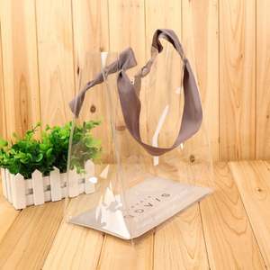 กระเป๋าถือพีวีซีใส 2024 ขายส่ง แบบกำหนดเองสำหรับผู้หญิง ขนาดใหญ่ ลายตัวอักษร ใส เป็นมิตรกับสิ่งแวดล้อม ทนทาน ทำความสะอาดง่าย - Product Image 3