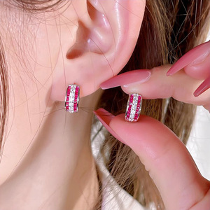 Boucles d'oreilles simples pour femmes, accessoires d'oreille classiques pour un usage quotidien - Product Image 3