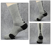 Logo personnalisé Hommes Elite Crew Basketball Outdoor Running Chaussettes Vente en gros Chaussettes de sport tricotées Absorbant la sueur pour l'automne