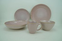 Service de table Arcopal en grès et porcelaine, finition vernie, style américain, pour fêtes, avec logo personnalisé, technique céramique moderne, pour les fêtes