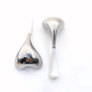 เครื่องบดน้ําแข็งตาแบบมืออาชีพ การบําบัด นาโนซอฟท์ วิวาส การงับเซรั่ม เครื่องลูกกลิ้งน้ําแข็ง <span class=keywords><strong>microneedling</strong></span> - Product Image 5