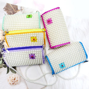 Sac bandoulière fait main en perles pour femme, sac à main tissé floral avec perles, pochette légère en polyester pour usage quotidien - Product Image 6