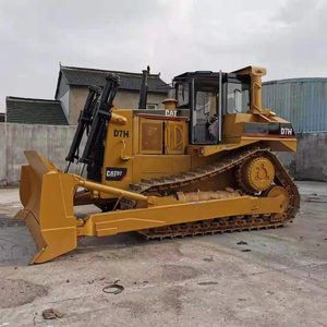 Bulldozer Caterpillar D7H d'occasion en bon état, fonctionnement efficace, comprend une pompe à moteur, moteur, capacité de nivellement de 5,6 m, puissance de 141 kW - Product Image 3