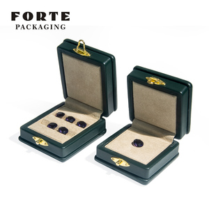 กล่องใส่เครื่องประดับเพชรพลอยหนังแท้สีเขียวหุ้มหนัง PU ยี่ห้อ FORTE - Product Image 3
