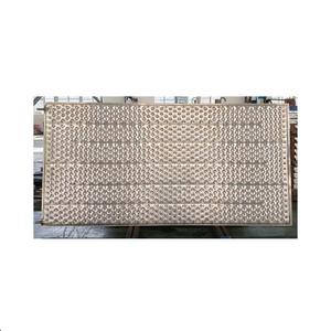 Placas de travesseiro usadas para resfriamento de fibras contendo - Product Image 1