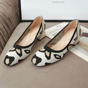 Knitted Fabric Comfortable Office Wear Formal Shoes Slippers Low <b>Block</b> Heels for Women - Product Image 4