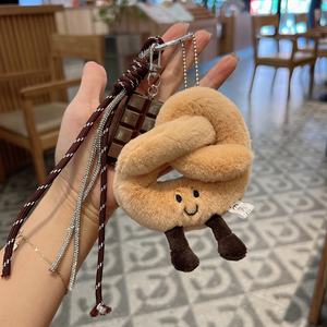 Nuevo Llavero Creativo 2025 con Forma de Nube de Peluche de Chocolate Suave con Luz LED, Colgante de Cuerda Tejida a Mano, Llavero para Coche, Lindo para Mochila - Product Image 1