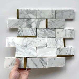 Kewent新しいデザインの白い石の大理石のバックスプラッシュモザイクタイル