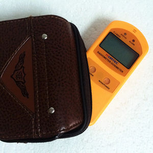 <span class=keywords><strong>X</strong></span> <span class=keywords><strong>Ray</strong></span> <span class=keywords><strong>Gamma</strong></span> <span class=keywords><strong>Ray</strong></span> <span class=keywords><strong>Radiometer</strong></span> Dosimeter Persoonlijke Straling Alarm Dosis Meter Straling Meetinstrument - Product Image 1