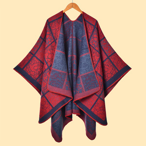 Vente en gros Hiver Tricoté Femmes Cape Étoles Wrap Plaid Jacquard Surdimensionné Poncho Cape Châle - Product Image 6
