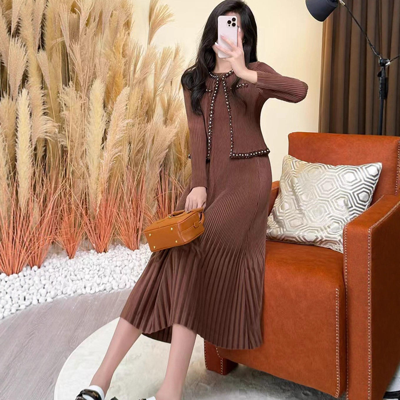 สีน้ำตาล