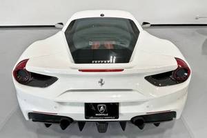 Venta Especial: Auto Usado en Buen Estado, 488 GTB 2dr Coupé, Cuero, R18, Tracción Trasera, ACC, Automático, Cámara de Visión Trasera Izquierda - Product Image 3