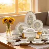 Service de table de luxe en porcelaine fine de style chinois, assiettes et bols en céramique de Jingdezhen pour la maison et les banquets de mariage
