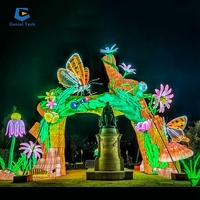 Lanterne chinoise imperméable en soie, festival de lanterne de fleur d'insecte réaliste SG-RT203