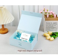 Boîte cadeau magnétique pliable de luxe personnalisée avec poignée en ruban, emballage haut de gamme pour bijoux, cosmétiques, vin, cadeaux