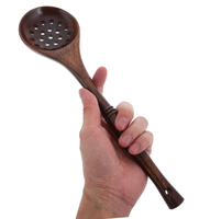 Cuillère à fente en bois écumoire à long manche ustensile de cuisine pour la cuisson des pâtes trempage des aliments filtrant résistant à la chaleur facile à nettoyer