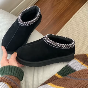 Botas de Nieve Clásicas de Alta Calidad para Mujer, Botas de Nieve Casuales para Interiores y Exteriores Antideslizantes de Satén y Gamuza, Zapatos de Diseñador - Product Image 6