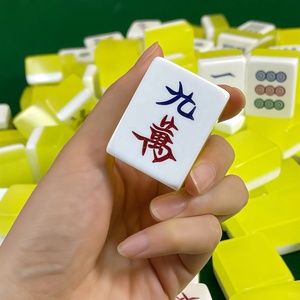 Nouveau jeu <span class=keywords><strong>de</strong></span> <span class=keywords><strong>Mahjong</strong></span> chinois 2026 <span class=keywords><strong>de</strong></span> luxe moderne, personnalisé et gravé, en acrylique doré résistant à l'eau, 144+4 tuiles <span class=keywords><strong>de</strong></span> <span class=keywords><strong>Mahjong</strong></span> - Product Image 1