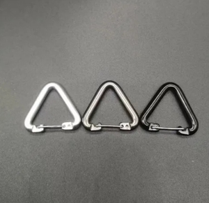 30mm 40mm 50mm aleación de aluminio Clip triángulo escalada hebilla bloqueo pesado Camping gancho triángulo resorte mosquetones - Product Image 5
