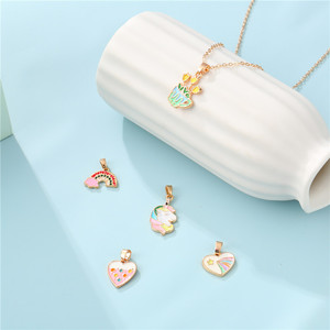 Collana con Ciondolo Fai-da-Te a Forma di Gelato Arcobaleno, Charm Dorato per Bambine - Product Image 5