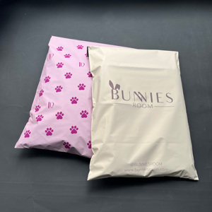 Sac d'expédition en polyéthylène personnalisé avec logo imprimé, auto-adhésif, pour l'emballage de vêtements - Product Image 3