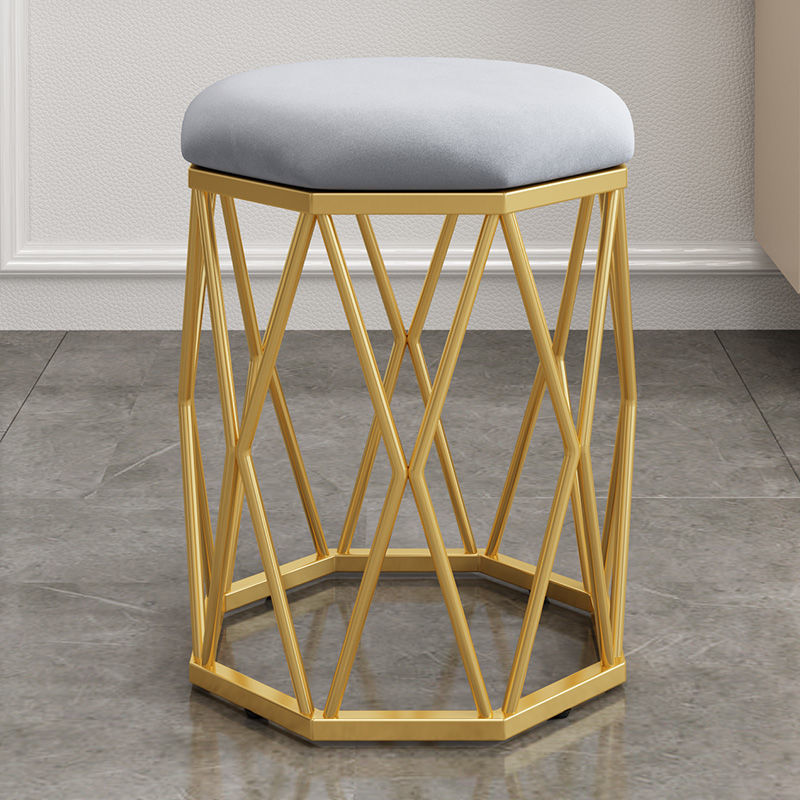Velours gris + tabouret octogonal doré
