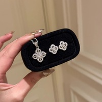 Nouveau Collier Ras du Cou Haut de Gamme en Cuivre Électroplaqué, Design Pointu Croix Vajra Chaîne Bambou, Vintage Élégant Luxe Léger, Design de Niche