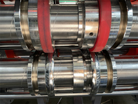 Machine de découpe automatique économique avec anneau de rainurage pour la fabrication de cartons