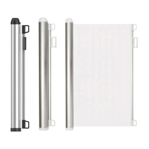 Barrière de sécurité rétractable en maille <span class=keywords><strong>plastique</strong></span> Prodigy SG009 - Barrière réglable anti-chute pour chiens, chats et petits animaux - Product Image 1