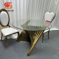 LISSE Beaux Styles Or Verre Table Ronde En Acier Inoxydable De Mariage Table À Manger Banquet De Luxe Table En Métal