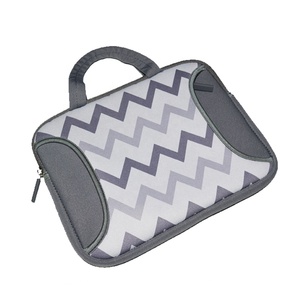 Funda de Neopreno Personalizable para Portátil con Logotipo - Funda/Bolsa/<span class=keywords><strong>Cubierta</strong></span> Protectora Impermeable para Portátiles de 11.6", 13.3" y 15.6" - Product Image 4