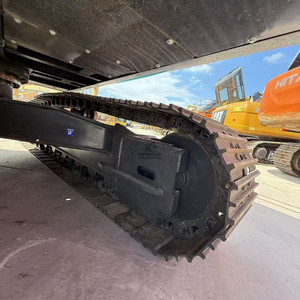 Excavatrice Doosan DX340LC d'occasion très demandée, années récentes, capacité de godet de 1,6 m³, moteur puissant de 191 kW, faible nombre d'heures de fonctionnement - Product Image 2