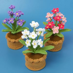 Orquídea de Ganchillo en Maceta, Flor Artificial Tejida, para Regalos de Niñas en el Día de la Madre, Halloween, Graduación, Pascua - Product Image 1