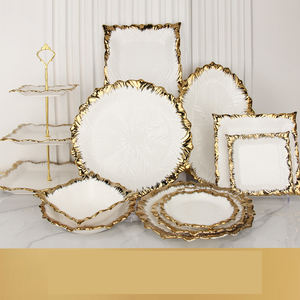 Assiette caricabatterie di lusso Dubai graziosi piatti da tavola in ceramica dorata Set stoviglie in porcellana - Product Image 2