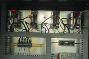 Roteador <span class=keywords><strong>CNC</strong></span> de alta eficiência para MDF, madeira compensada e corte de material acrílico e gravação - Product Image 6