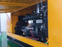 Groupe électrogène diesel 150 kW Shangchai à démarrage automatique, avec capot étanche, 400V/380V/220V, pour alimentation de secours industrielle extérieure