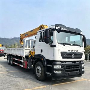 Factory Direct CLW HOWO 14 Ton 6x4 Truck Mounted <b>Crane</b> With 20M Lifting Height White Construction Boom <b>Crane</b> Truck - Product Image 4