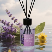 Topverkochte Bloemige Fruitige Geur Vlamloze Aromatherapie Giftset Voor Thuisgebruik, Blijft 15-30 Dagen Aanhouden, Luchtverfrissend en Ontspannend