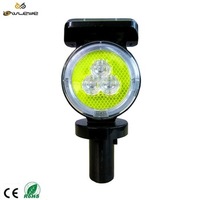 Voyant d'avertissement de trafic solaire étanche 10LED IP66 avec GPS intégré Divers modes de clignotement et méthodes d'installation