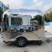Remorques alimentaires d'extérieur entièrement équipées pour la vente de crêpes, de glaces, de café et de boissons – Camions de restauration mobiles personnalisés