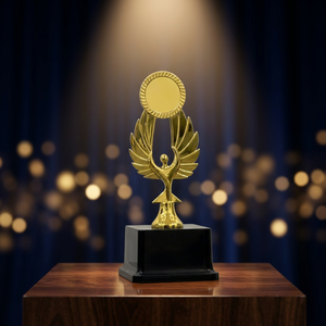Trophée en métal moulé sous pression de haute qualité, gravure personnalisée, design portable pour les instituts d'enseignement et les programmes de reconnaissance d'entreprise - Product Image 1
